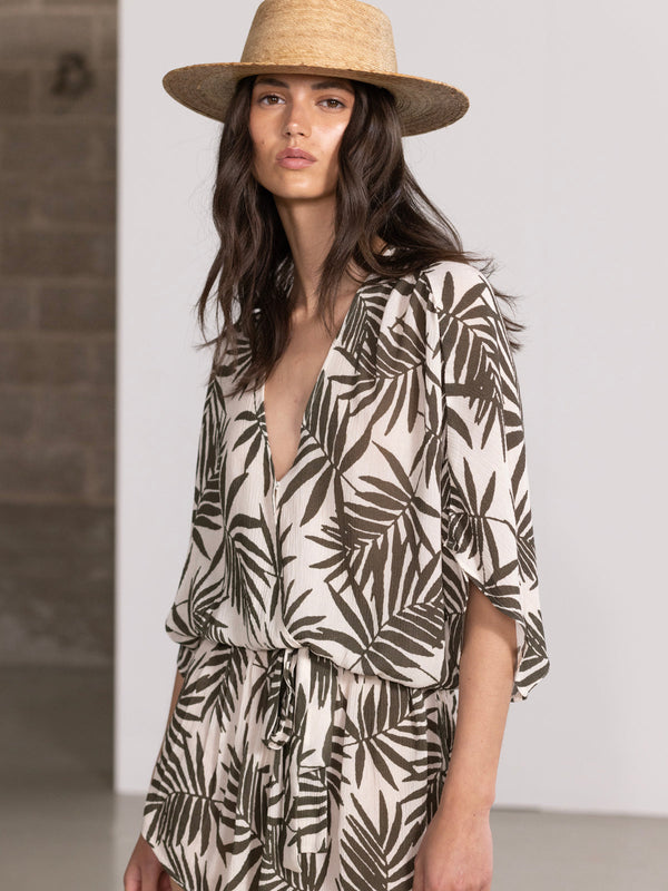 SHORT JUMPSUIR IN LEAF PRINT