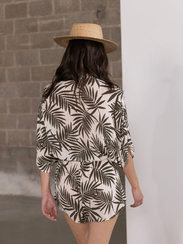 SHORT JUMPSUIR IN LEAF PRINT