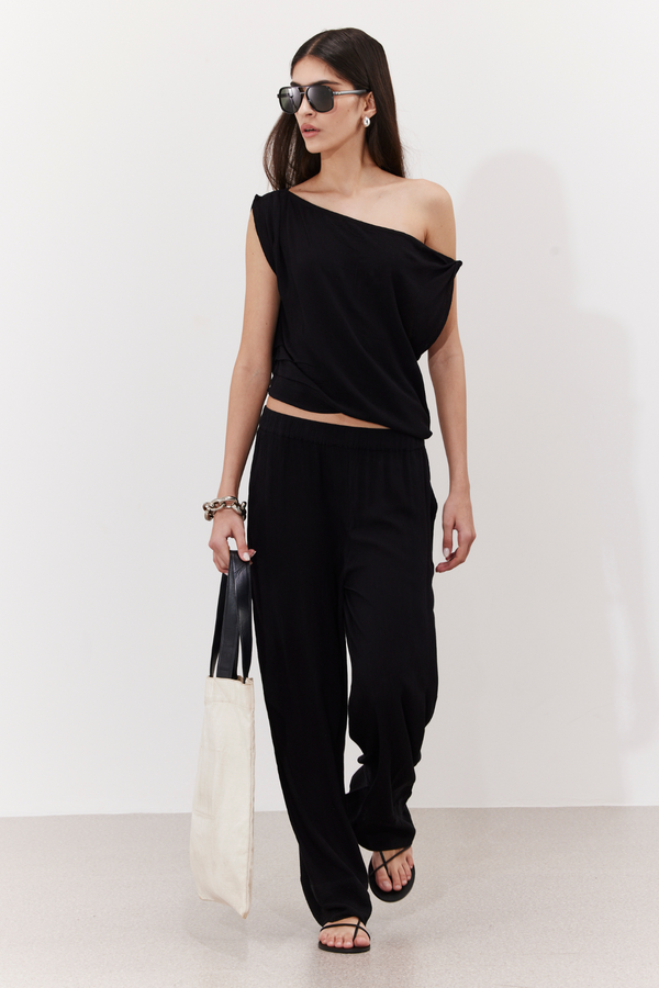 MARRAKESH OFF THE SHOULDER TOP IN BLACK