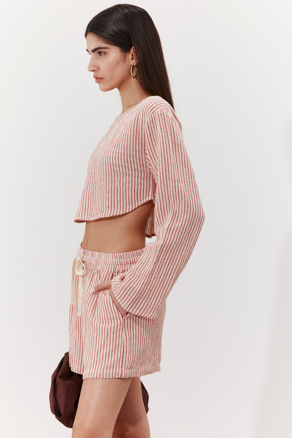 POSITANO STRIPED SHORT PANTS IN RED