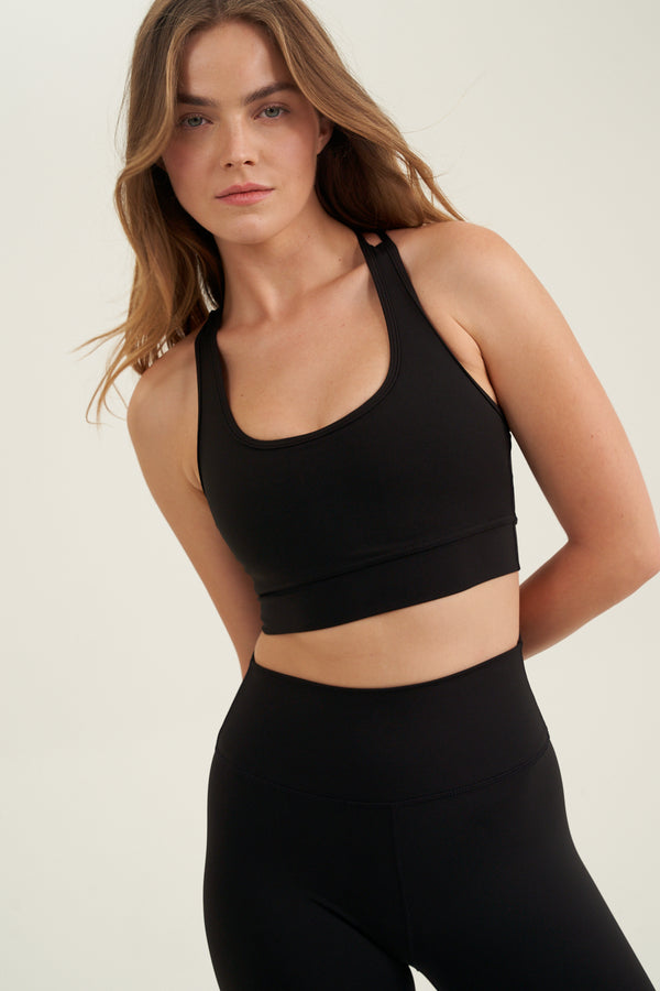 BLACK SPORT TOP