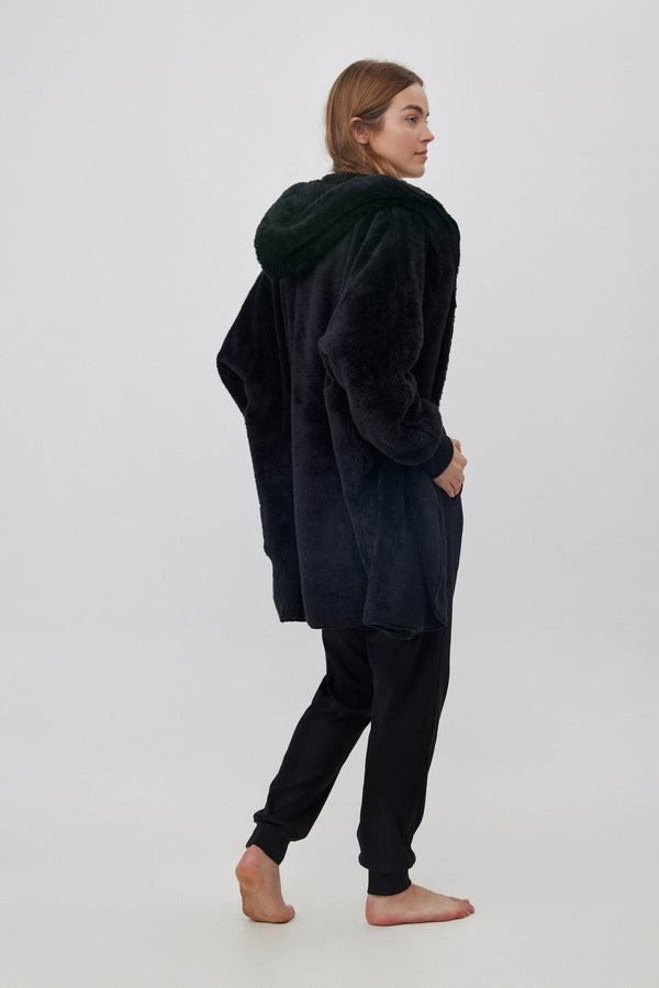 FLEECE JACKET WITH HOODIE IN BLACK