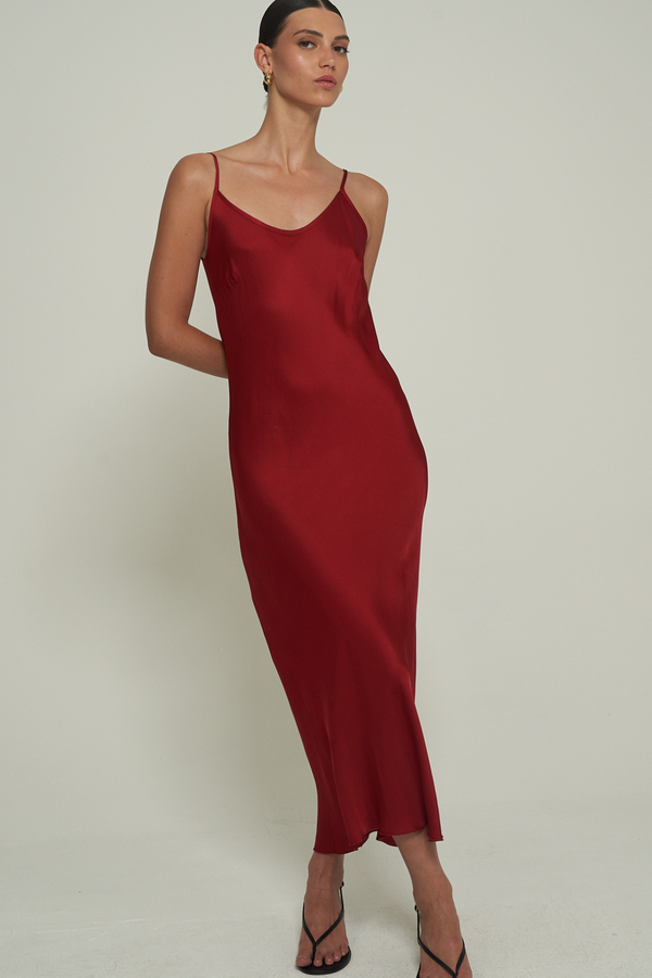 SATIN MAXI SLIP DRESS IN RED