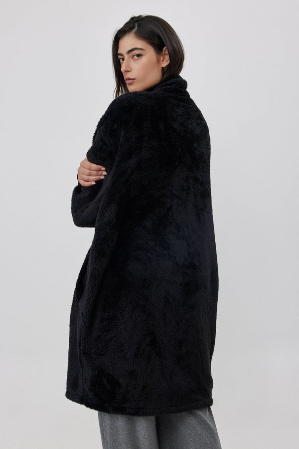 KNEE-LENGTH FLEECE JACKET IN BLACK