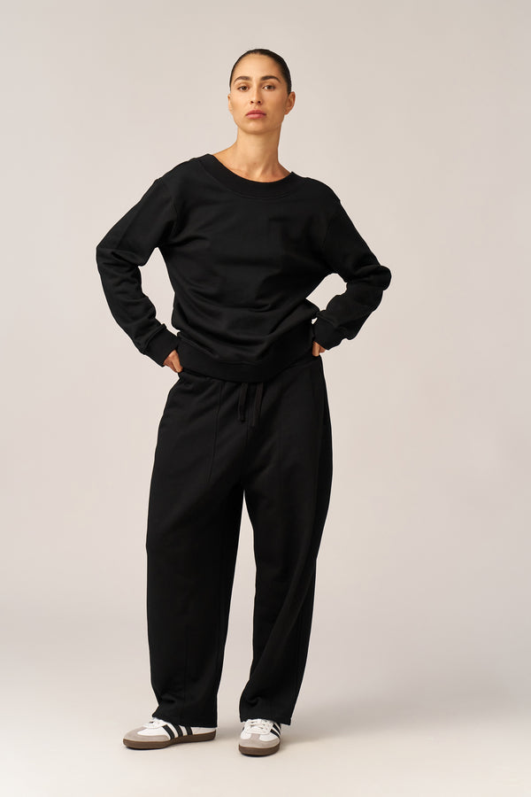 BLACK FRENCH TERRY BALLOON PANTS