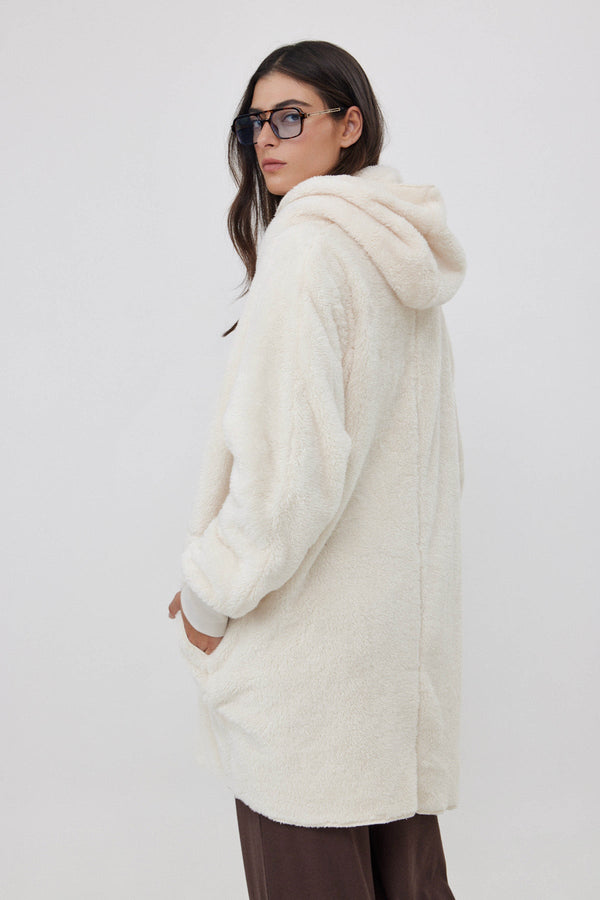 FLEECE JACKET WITH HOODIE IN CREAM