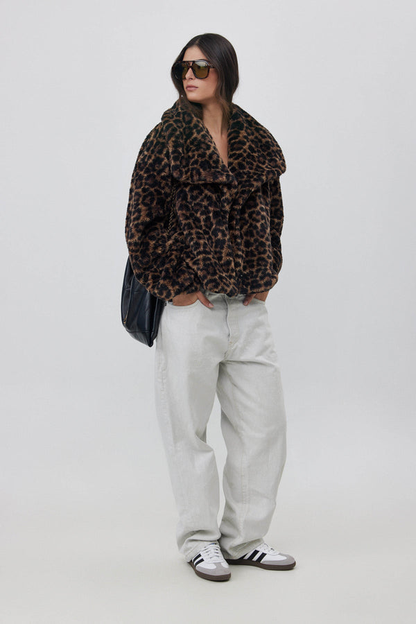 SHORT FLEECE JACKET WITH WIDE COLLAR  IN ANIMAL PRINT