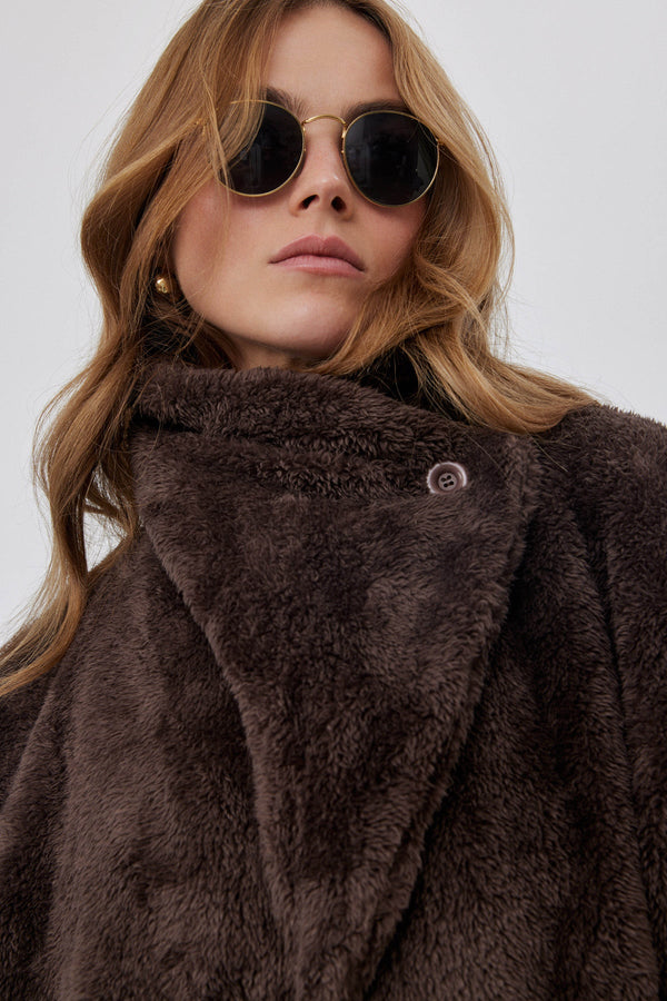 SHORT FLEECE JACKET WITH WIDE COLLAR  IN BROWN