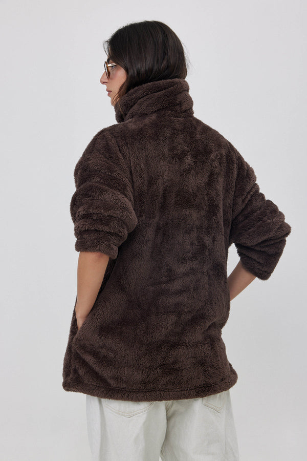 FLEECE JACKET WITH WIDE COLLAR IN BROWN