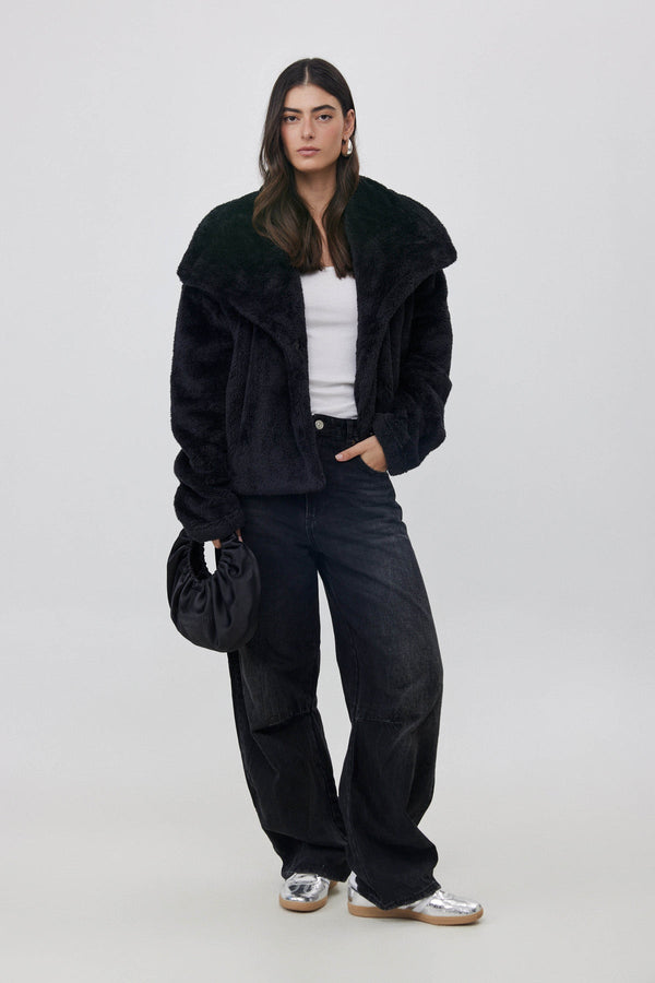 SHORT FLEECE JACKET WITH WIDE COLLAR  IN BLACK