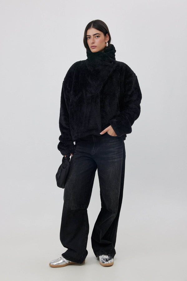 SHORT FLEECE JACKET WITH WIDE COLLAR  IN BLACK