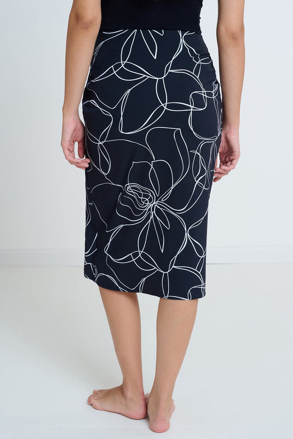 GOTTEX MODEST TIE FRONT WRAP SKIRT IN BLACK AND WHITE