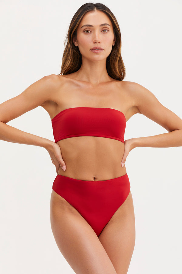 TIMELESS CHIC STRAPLESS BIKINI TOP