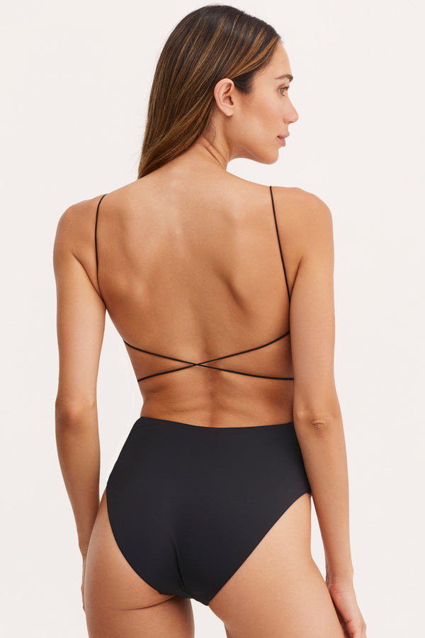 TIMELESS CHIC LIBI ONE PIECE -BLACK