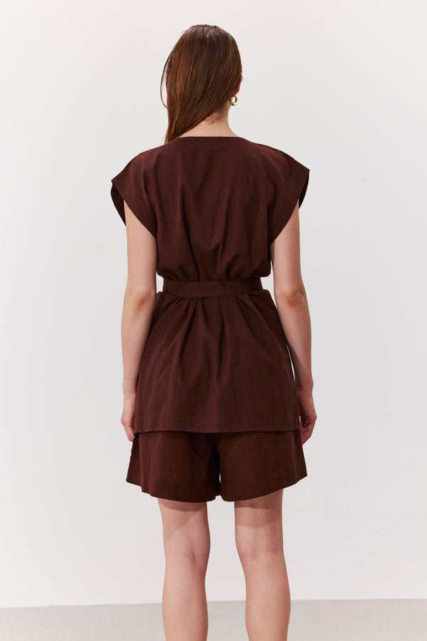 SORRENTO TIE FRONT VEST IN BROWN
