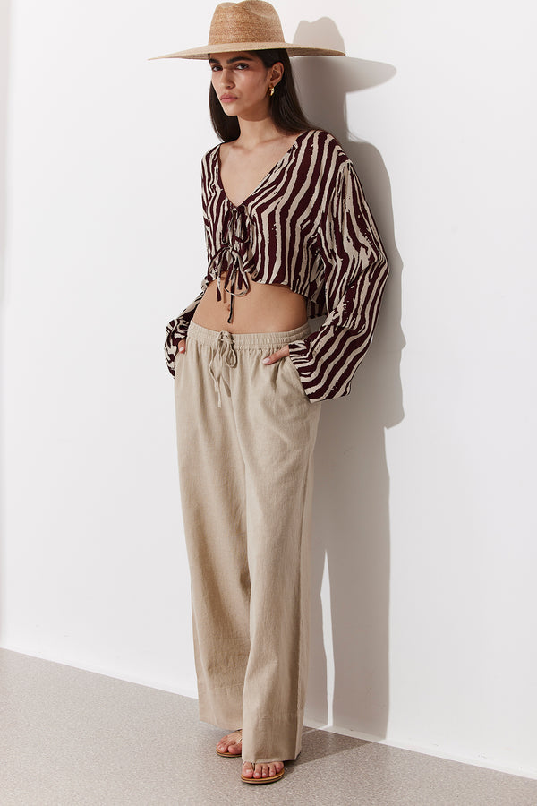 ZANZIBAR FRONT TIE SHIRT IN ANIMAL PRINT