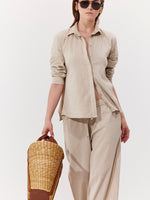 SORRENTO BUTTONED LINEN SHIRT WITH OPEN BACK IN CREAM