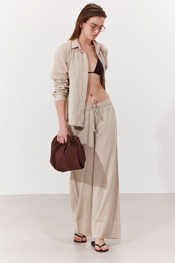 SORRENTO BUTTONED LINEN SHIRT WITH OPEN BACK IN CREAM
