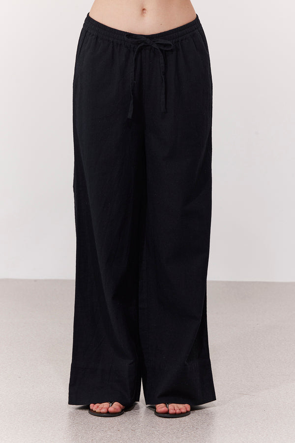 SORRENTO WIDE-LEG LINEN PANTS IN BLACK