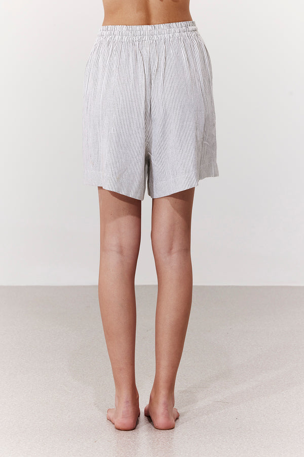 SANTORINI STRIPED BERMUDA PANTS