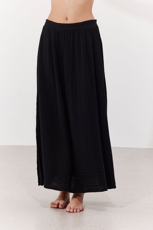 OASIS MIDI WRAP SKIRT IN BLACK