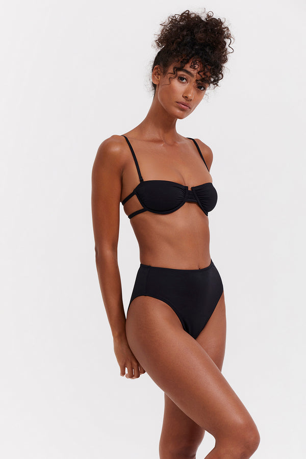 FLIRTT UNDERWIRE BANDEAU BIKINI TOP