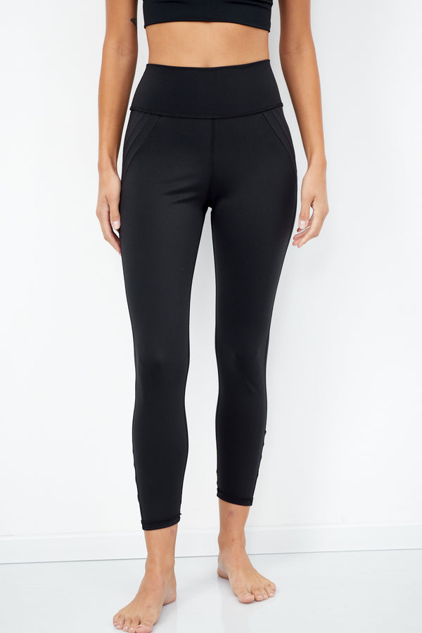 BLACK LONG LEGGING WITH STITCHES