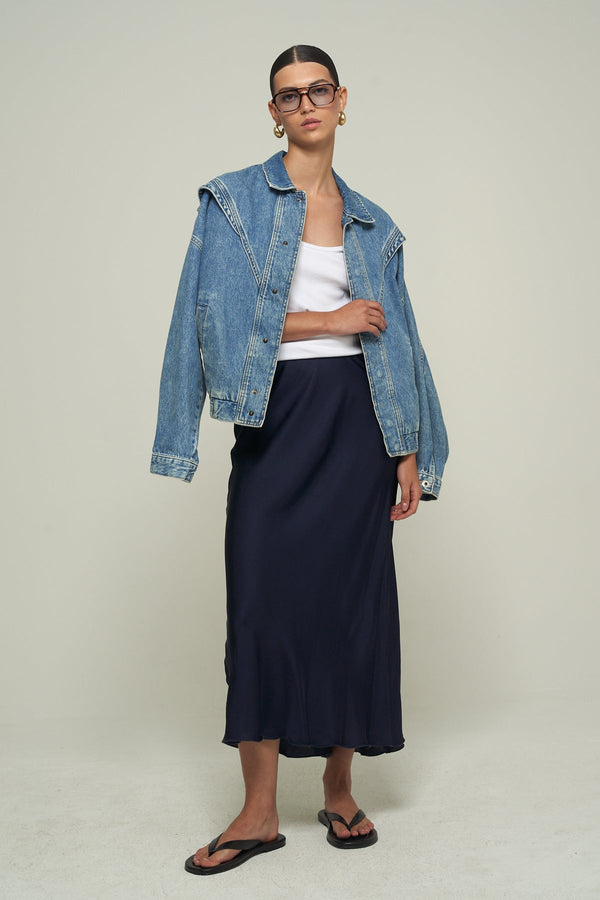 SATIN MIDI SKIRT IN NAVY