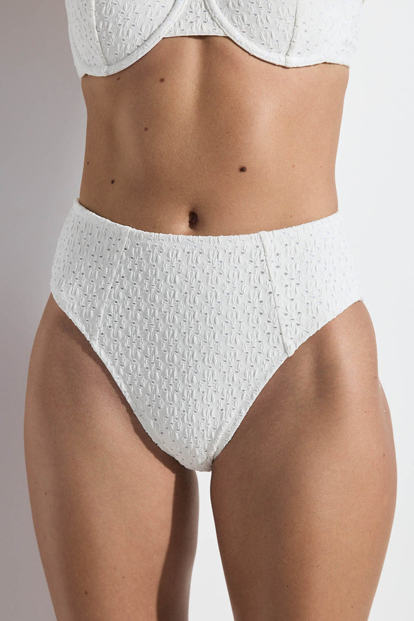 GOTTEX SIMPLY HIGH WAIST BIKINI BOTTOM WITH TEXTURED FABRIC IN WHITE