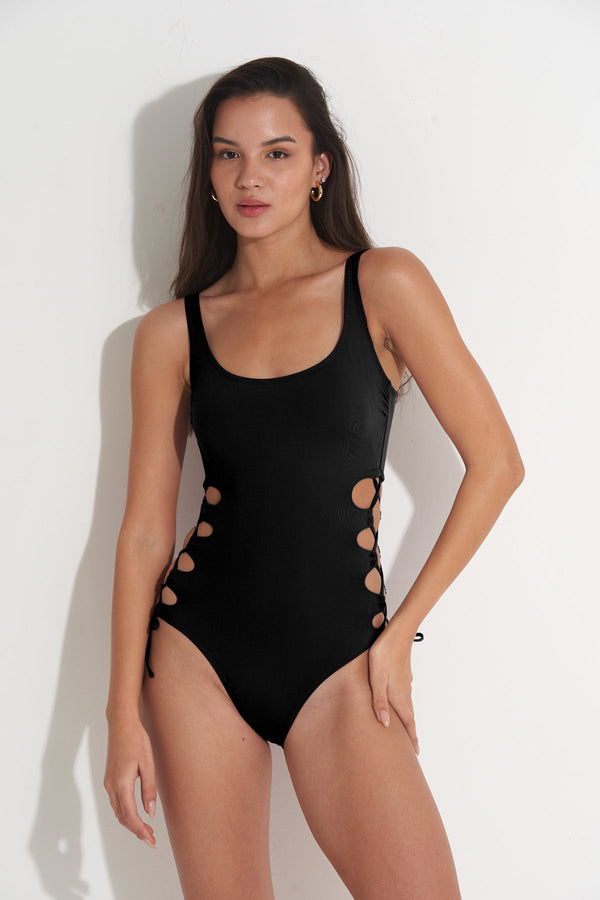 PILPEL DRAWSTRING SIDE ONE PIECE IN BLACK