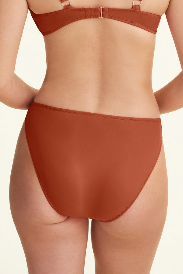 BIKINI BOTTOM