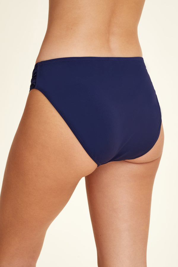 BIKINI BOTTOM WITH SIDE ROUCHING