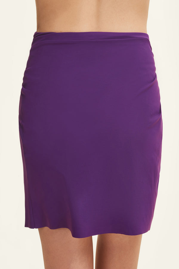 SHORT SKIRT