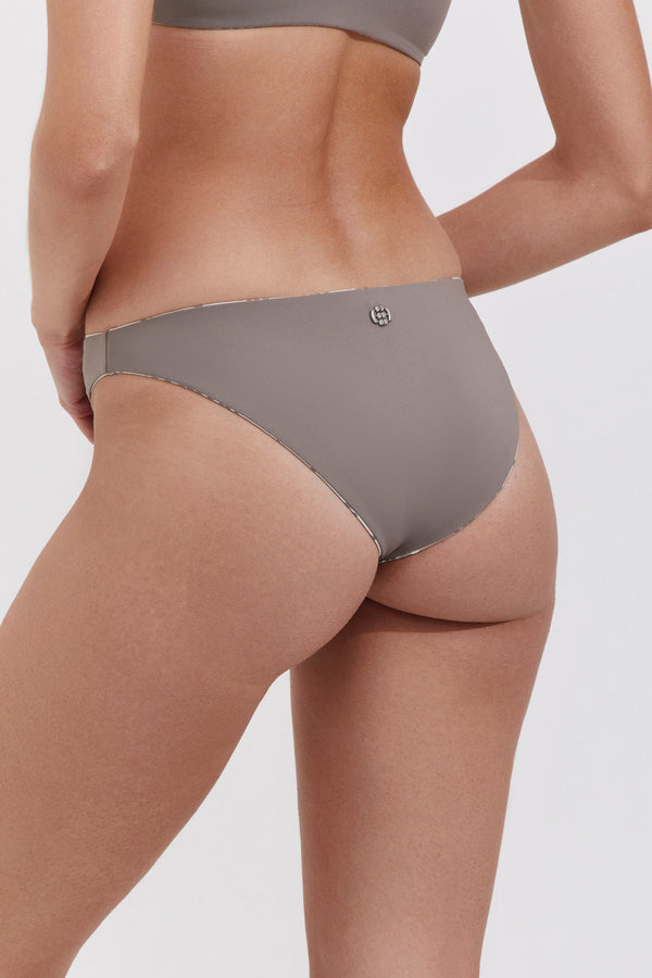 MID RISE DOUBLE SIDED BIKINI BOTTOM IN STONE