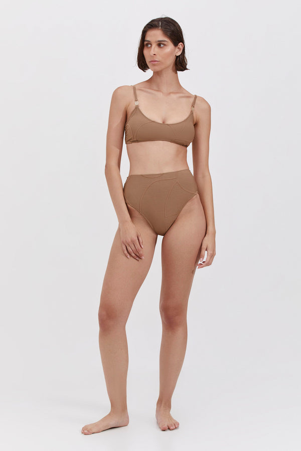 HIGH RISE BIKINI BOTTOM IN CAMEL
