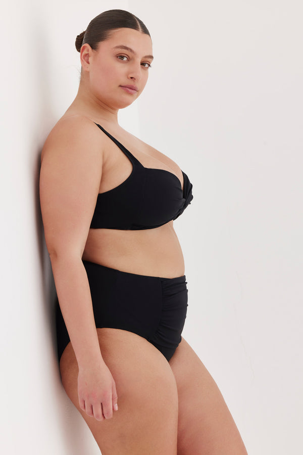 TURKIZ BIKINI TOP - BLACK