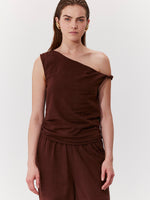 SORRENTO LINEN OFF THE SHOULDER TOP IN BROWN