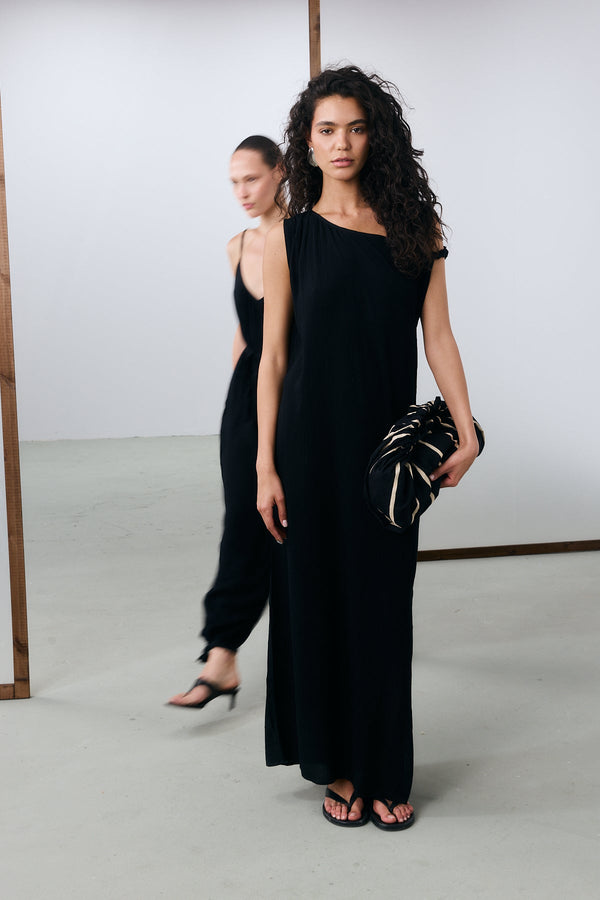 Marrakech Off The Shoulder Maxi Dress - Black